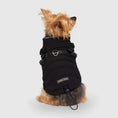 Charger l'image dans la visionneuse de la galerie, Canada Pooch Harness Harnais Puffer - Noir & Plum Canada Pooch