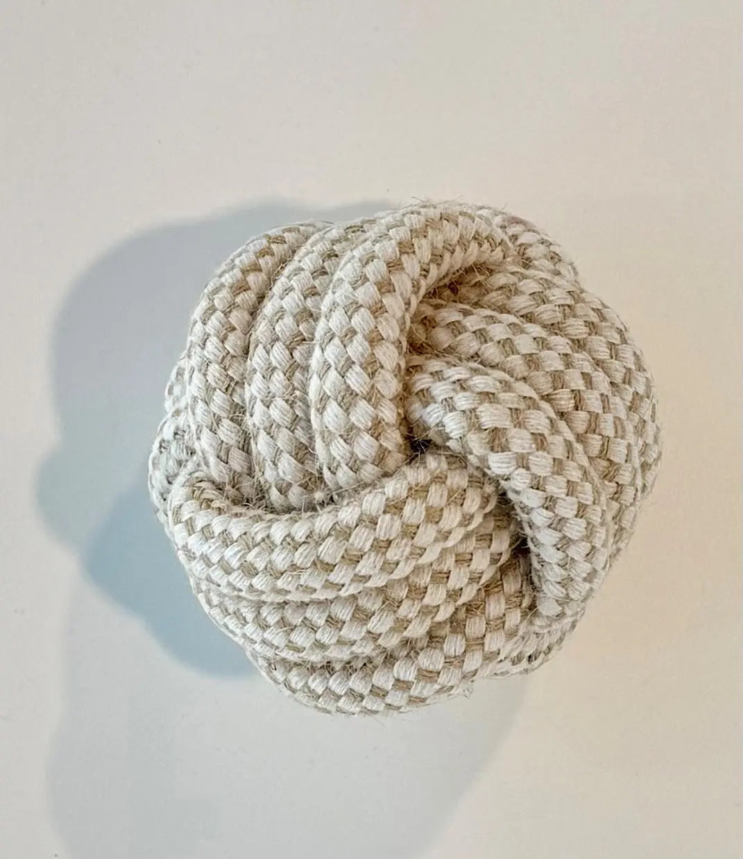 Livora - Tug en corde de chanvre avec poignées et balle, tressé et résistant Livora