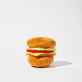 Load image into Gallery viewer, Peluche interactive Burger classique - Livora-Woouf 2.0