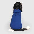 Load image into Gallery viewer, Canada Pooch - Sweat à Capuche ECO+ pour chiens Canada Pooch

